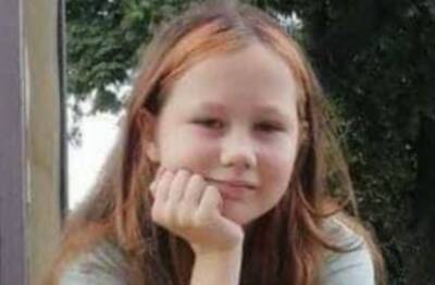 Под Киевом девочка не вернулась домой со школы: родные просят о помощи