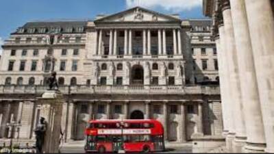 Восемь крупнейших британских банков смогут справиться с резким экономическим спадом - Банк Англии