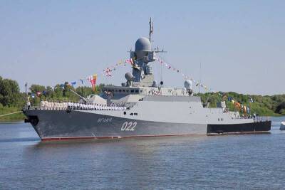Леонков: Действия НАТО в Чёрном море заставляют Россию перебрасывать флот из Балтики