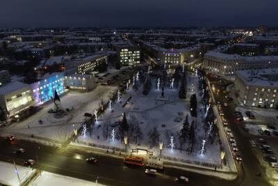 Праздничная иллюминация зажглась на центральной площади Дзержинска