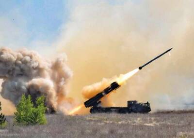 Страны НАТО продолжают снабжать Украину оружием – МИД России
