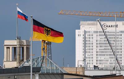 Берлин высылает двух российских дипломатов