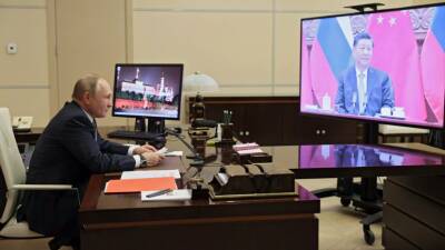 Путин и Си Цзиньпин договорились увеличивать доли нацвалют в двусторонней торговле