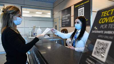 В аэропорту Домодедово начали выдавать международные сертификаты о вакцинации