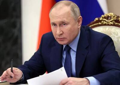 Путин поручил Минтрансу до конца года утвердить программу развития транспорта