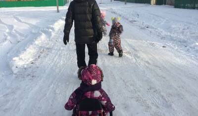 В «Единой России» рассказали о мерах поддержки семей с детьми