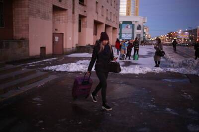 Студенты СПБГУ эвакуированы из общежития из-за массового заражения ковидом