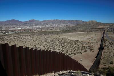 Пограничники открыли огонь: на границе США и Мексики арестовали 18 россиян