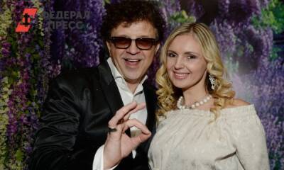 Экс-жена Ромы Жукова обвинила певца в попытке отобрать шестерых детей