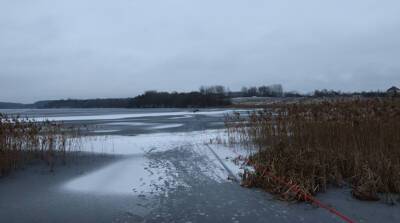 В Лепельском районе утонул рыбак, толщина льда была 3 см