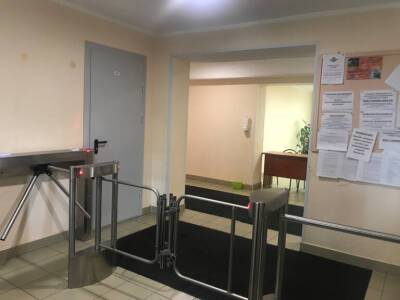 Студентов СПбГУ массово отправляют на самоизоляцию из-за вспышки COVID-19 в общежитии