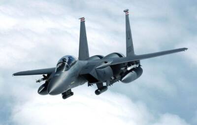 США усиляют НАТО в регионе Черного моря: истребители F-15 прибыли в Румынию