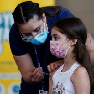 В Польше начнут вакцинировать от коронавируса детей 5-11 лет