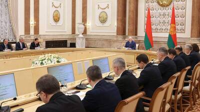 Лукашенко заявил о выработке дополнительных ответных мер на санкции Запада