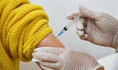 Коллективный иммунитет укрепляется. В Латвии вакцинировано более половины совершеннолетних