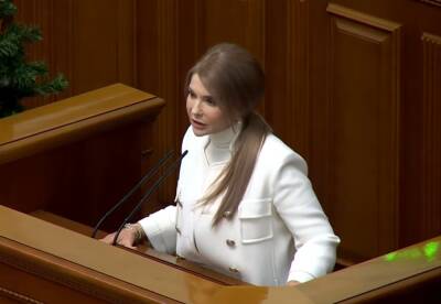 Била по барабанам изо всех сил: нардеп Юлия Тимошенко удивила избирателей новым талантом