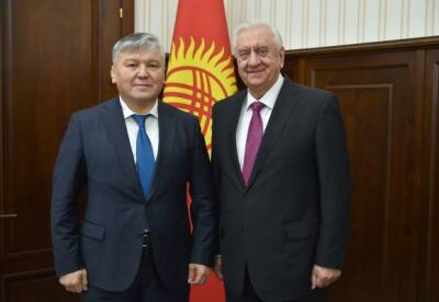 Первый вице-премьер Киргизии встретился с председателем ЕЭК