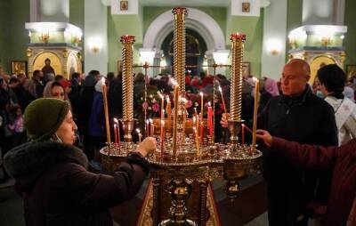 РПЦ поддержала предложение предусмотреть в законе посещение храмов без QR-кодов