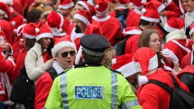 Двенадцать рожденственских преступников от лондонской полиции