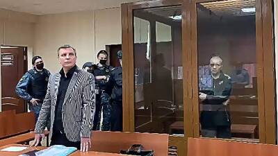 Адвокат заявил о возможности освобождения от наказания напавшего на МФЦ в Москве