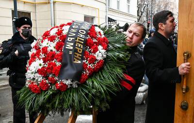 Сергея Соловьева похоронили на Троекуровском кладбище