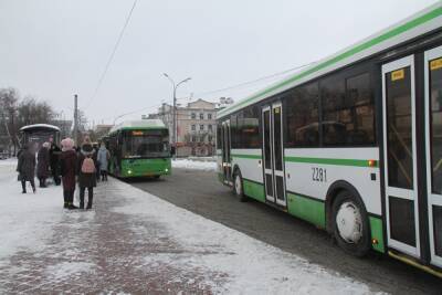 В Сургуте кондуктор выгнал подростка с ДЦП из автобуса. Мэр инициировал проверку