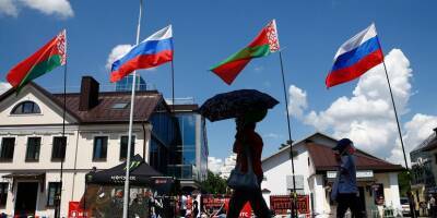 Социологи подсчитали число желающих объединиться с Россией белорусов