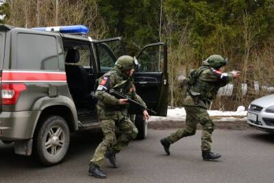 В будущем году военную полицию в Московской области вооружат автоматами АК-12