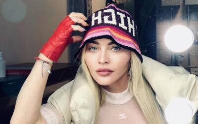 Мадонну раскритиковали за фотошоп на новых снимках