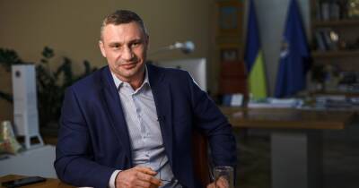 В Киеве Кличко опередил Зеленского по уровню доверия. Партия мэра на первом месте — "Рейтинг"