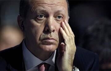 Эрдоган довел Турцию до валютного коллапса