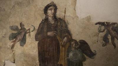 Роботы восстановят фрески в Помпеях