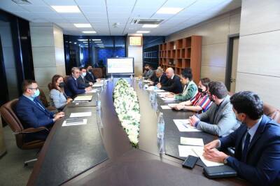 В Агентстве государственной поддержки НПО Азербайджана прошла встреча с представителями Исламского банка развития (ФОТО)