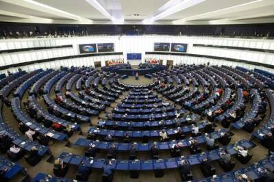 Европарламент принял резолюцию, пообещав России «суровые» санкции в случае ее вторжения на Украину