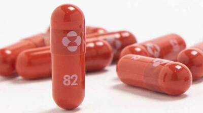 Первая страна в Европе одобрила лечение Covid-19 таблетками