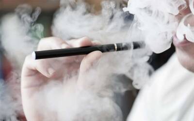 Для курильщиков электронных сигарет учредили новые правила – что запретили