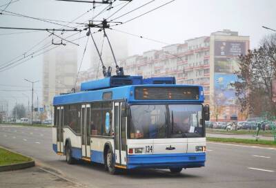 Мужчину в Новосибирске ударило током в троллейбусе, возбуждено уголовное дело