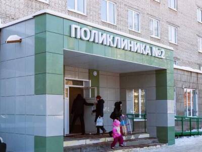 Глазовчане вновь пожаловались на работу регистратуры поликлиники на улице Кирова