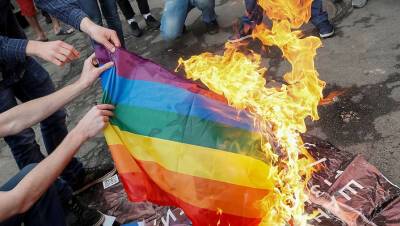 За нарушение прав грузинских геев: ЕС обязал Тбилиси выплатить...