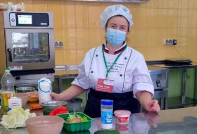 Шеф-повар из Ленобласти стала лауреатом конкурса «Лучшая столовая школы»