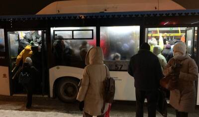 Мэр Уфы заявил, что пассажиры городского транспорта находятся в прекрасных условиях