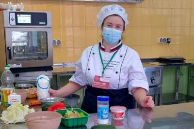 Лучший шеф-повар работает в киришской школе