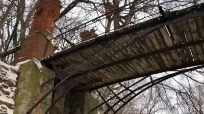 Под Воронежем запланировали отреставрировать вековой мостик в комплексе Ольденбургских