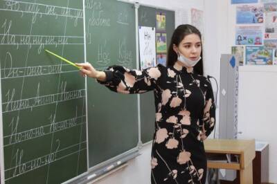 ЕР и Минпросвещения провели всероссийской форум родительский по организации капремонта школ