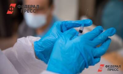 В России запустили третий этап исследования новой вакцины против COVID
