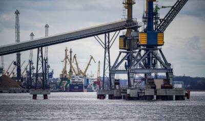 Российский уголь возвращается в порты Латвии: статистика впечатляет