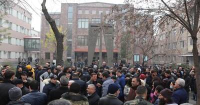 Армянская оппозиция потребовала от властей прекратить «правовой произвол»