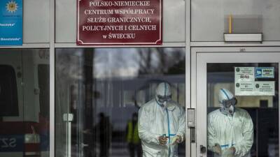 В Польше подтвердили первый случай передачи штамма "омикрон"