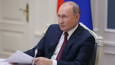 Путин заявил, что последствия распространения омикрон-штамма пока непонятны