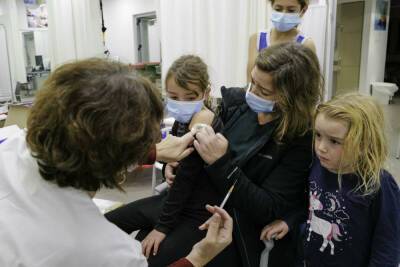 В Израиле достигнут двухмесячный максимум новых случаев коронавируса